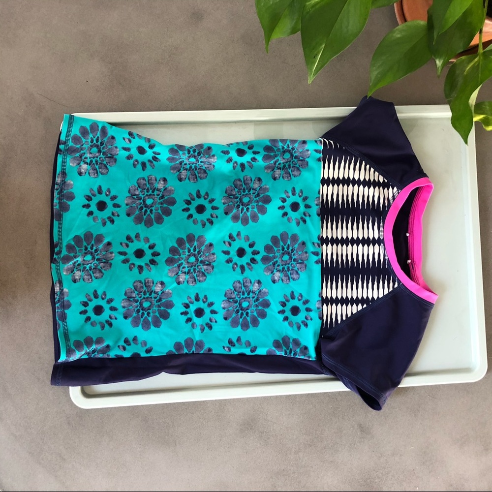Girls roxy swimshirt